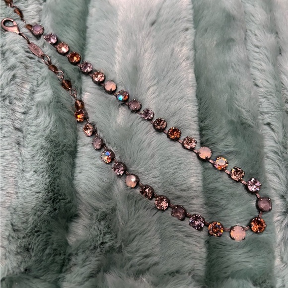 Sabika Jewelry - SABIKA London sized from Iconic collection